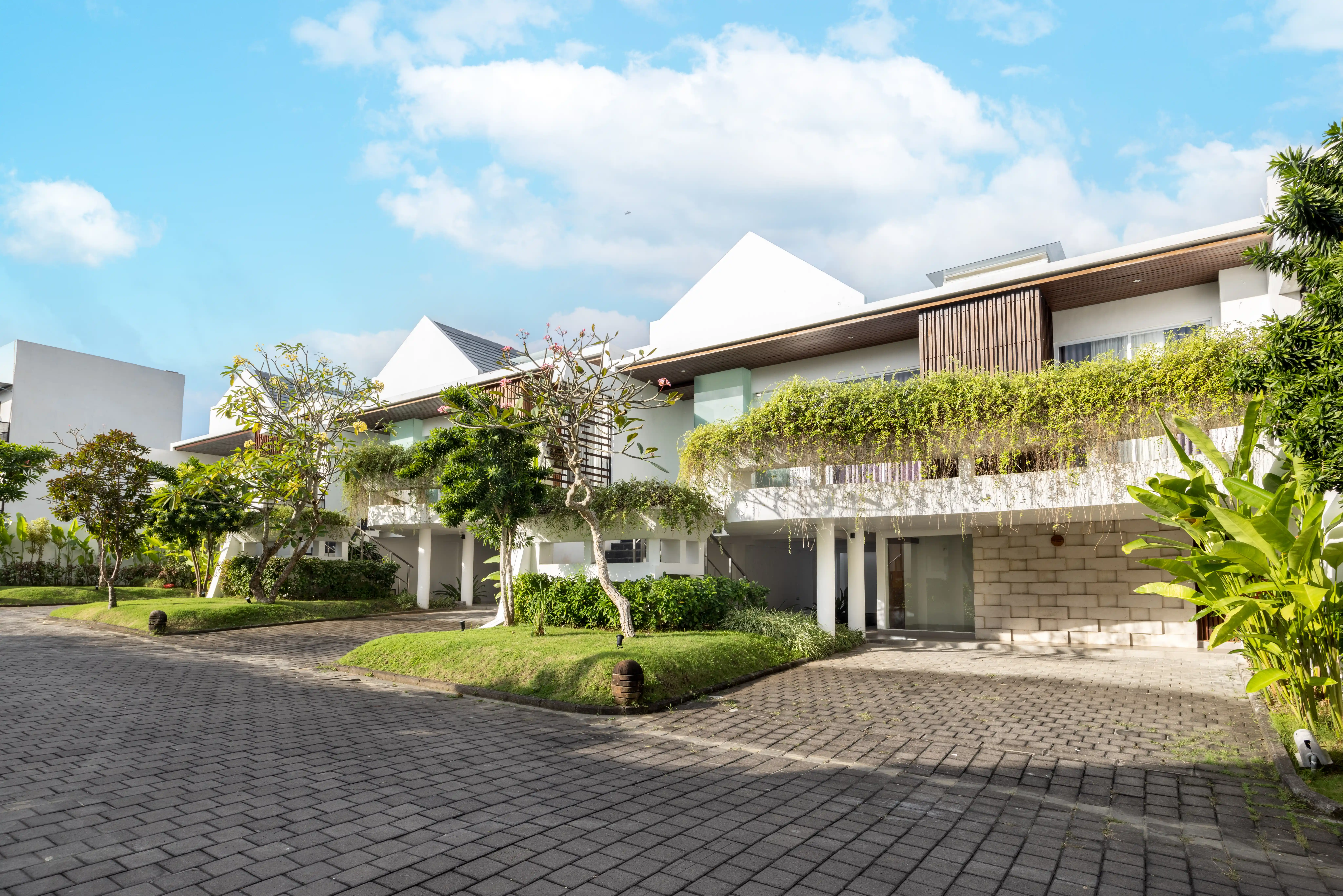 Entrance-Hideaway Villa Bali Ungasan-2