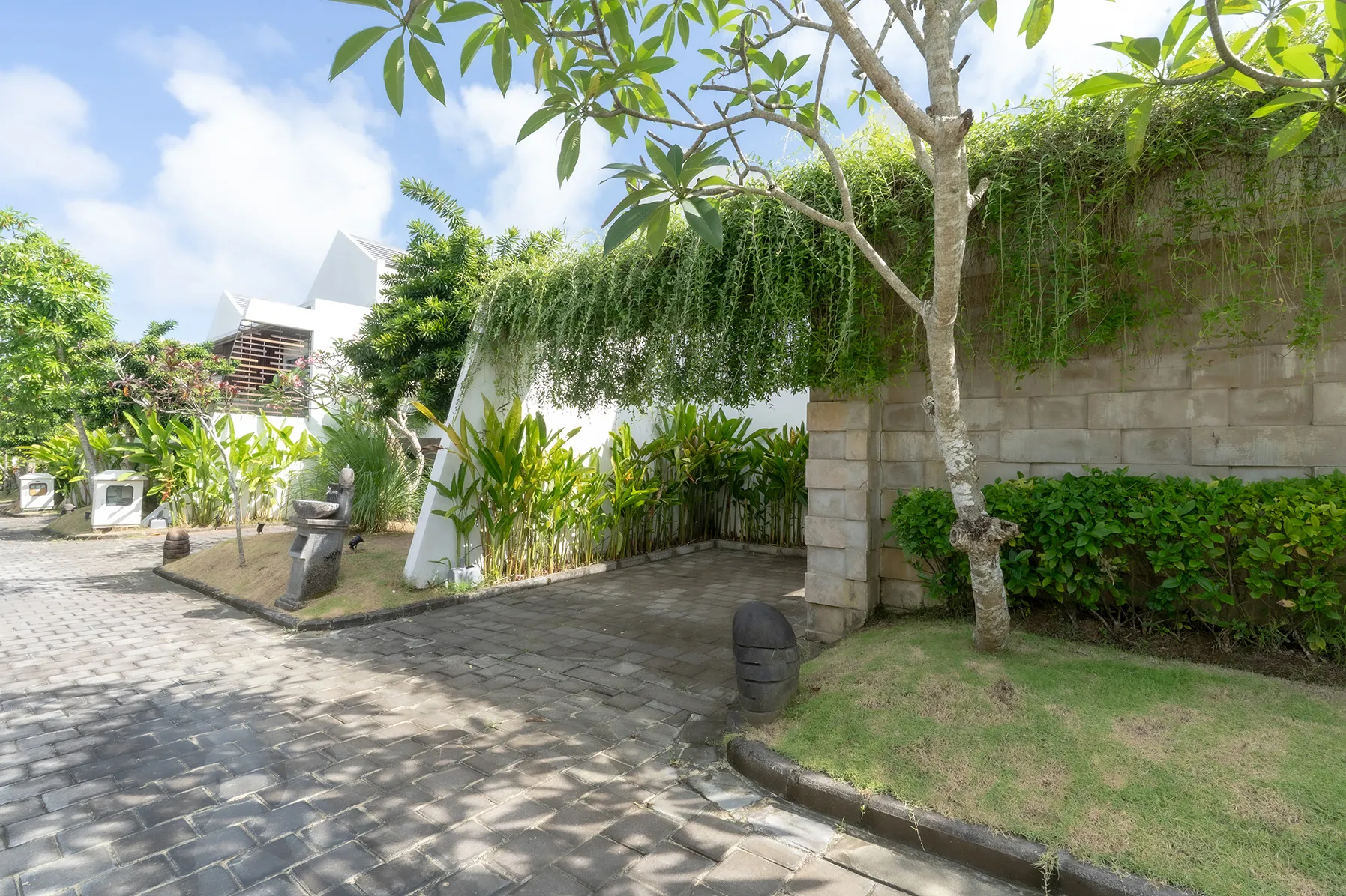 One Bedroom Pool Villa 8